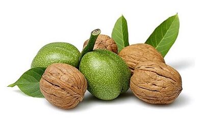 волоського горіха для виведення паразитів з організму