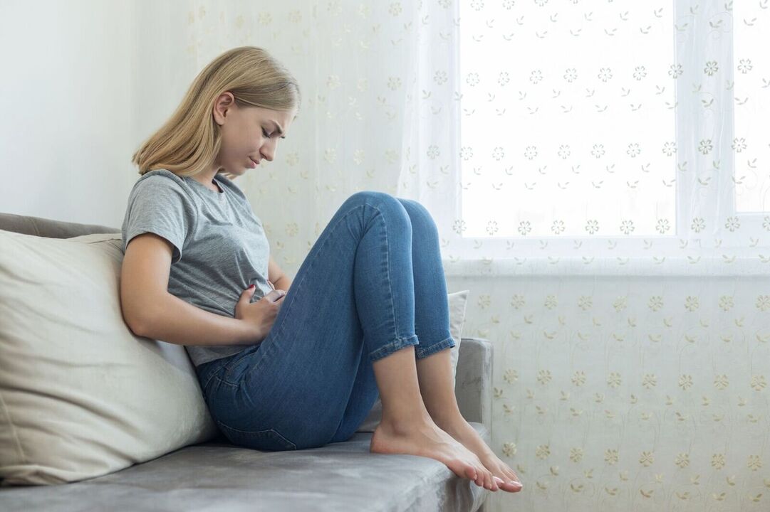 біль у животі за наявності глистів